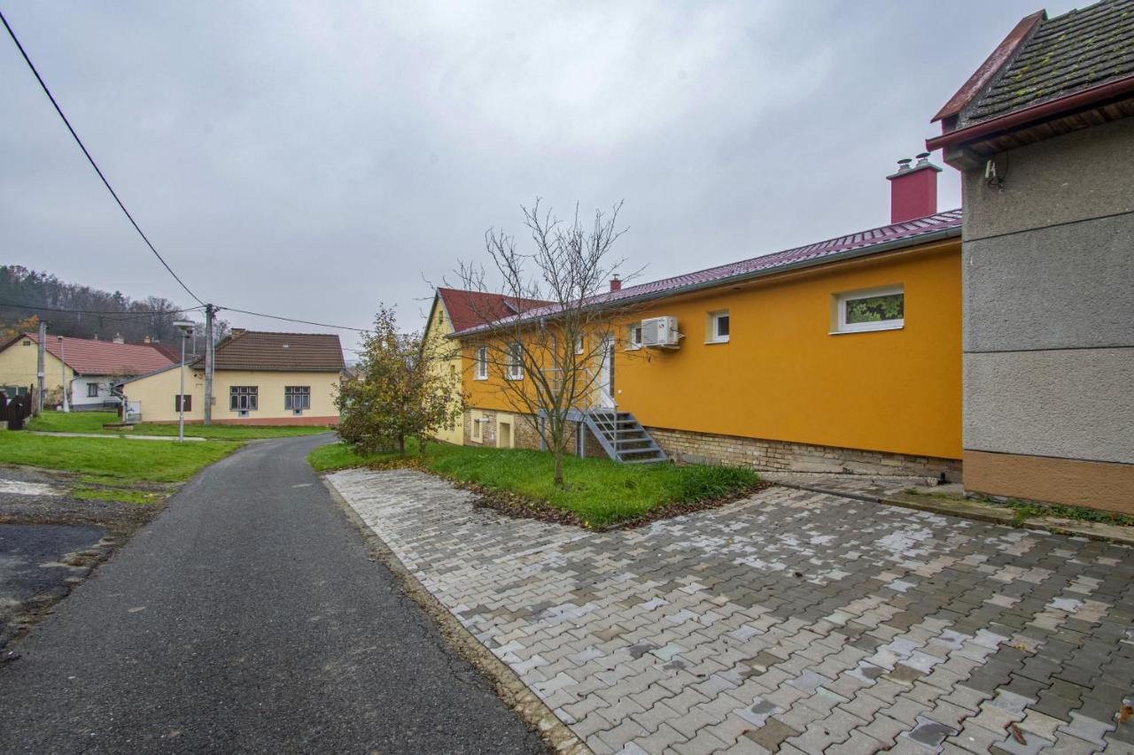 Velky Apartman Zlamanka Kroměříž Eksteriør billede